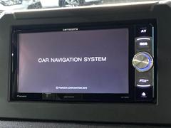 �ڥʥӥ�����������Ū�ϤޤǤ��ä�����⤷�Ƥ����Ȥ��䤹���ʥӡ��£�������������³����Ф������Υ��ޥۤ�ͣУ��ץ쥤�䡼�β��ڤ������ǽ�������α�ž������˳ڤ����ʤ�ޤ����� 3