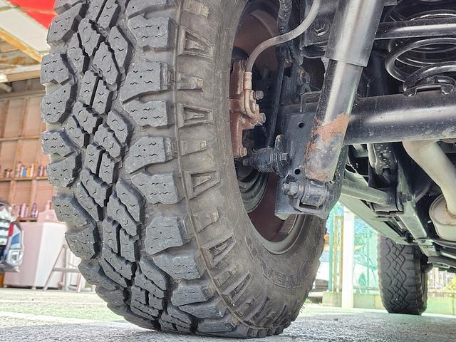 ジープ・ラングラーアンリミテッド 　ルビコン　ハードロック　４ＷＤ　ＥＴＣ　バックカメラ　オートクルーズコントロール　ナビ　ＴＶ　キーレスエントリー　シートヒーター　ＡＴ　ＣＤ　ＵＳＢ　ミュージックプレイヤー接続可　Ｂｌｕｅｔｏｏｔｈ（54枚目）