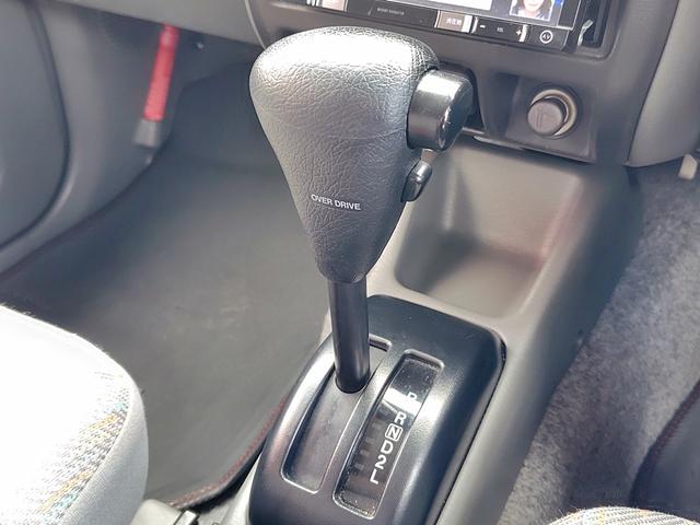 ジムニー ＸＧ　４ＷＤ　ＥＴＣ　ＴＶ　キーレスエントリー　ＡＴ　ＡＢＳ　衝突安全ボディ　エアコン　パワーウィンドウ（6枚目）
