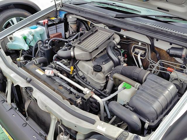 ジムニー ＸＧ　４ＷＤ　ＥＴＣ　ＴＶ　キーレスエントリー　ＡＴ　ＡＢＳ　衝突安全ボディ　エアコン　パワーウィンドウ（20枚目）