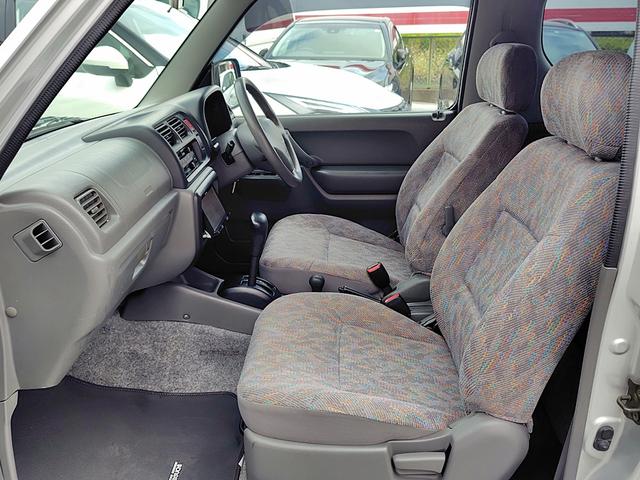 ジムニー ＸＧ　４ＷＤ　ＥＴＣ　ＴＶ　キーレスエントリー　ＡＴ　ＡＢＳ　衝突安全ボディ　エアコン　パワーウィンドウ（50枚目）