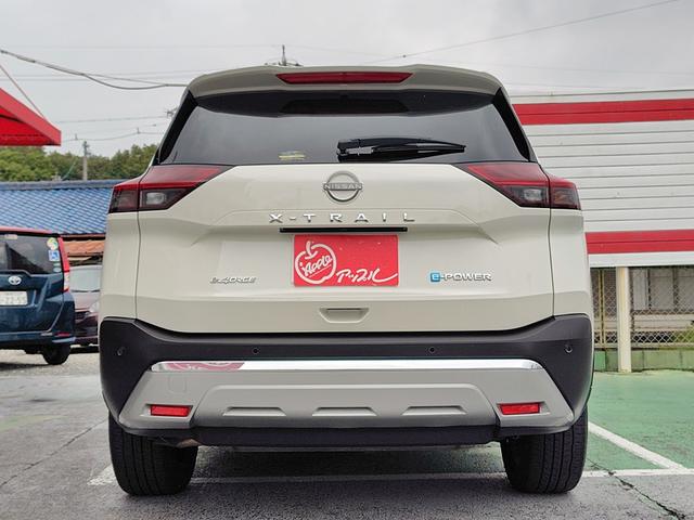 エクストレイル Ｇ　ｅ－４ＯＲＣＥ　４ＷＤ　全周囲カメラ　クリアランスソナー　レーンアシスト　パワーシート　自動駐車システム　衝突被害軽減システム　ナビ　ＴＶ　オートマチックハイビーム　オートライト　ＬＥＤヘッドランプ　電動リアゲート（17枚目）