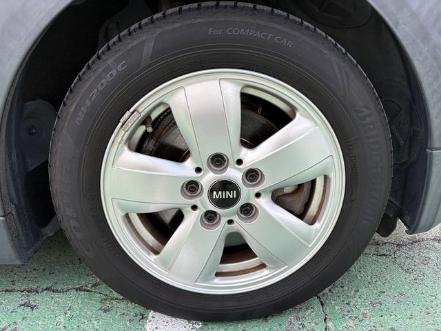 ＭＩＮＩ ヴィクトリア　ドライブレコーダー　ＥＴＣ　ナビ　ＬＩＭボタン　アルミホイール　ＬＥＤヘッドランプ　ターボ　スマートキー　アイドリングストップ　電動格納ミラー　ＡＴ　盗難防止システム　ＡＢＳ　ＥＳＣ（24枚目）