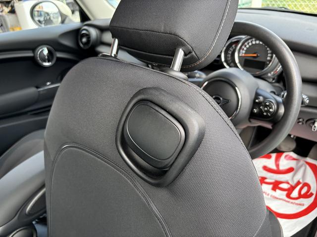 ＭＩＮＩ ヴィクトリア　ドライブレコーダー　ＥＴＣ　ナビ　ＬＩＭボタン　アルミホイール　ＬＥＤヘッドランプ　ターボ　スマートキー　アイドリングストップ　電動格納ミラー　ＡＴ　盗難防止システム　ＡＢＳ　ＥＳＣ（34枚目）