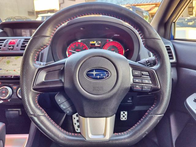 自ら操るハンドル!ドライバーの生命線です。お客様の目で実際にご確認ください。