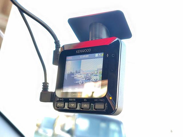 ドライブレコーダーもついています!もし事故を起こしてしまったら。そんな時に心強い味方になるのが、運転の記録を映像と音で記録するドライブレコーダーです。