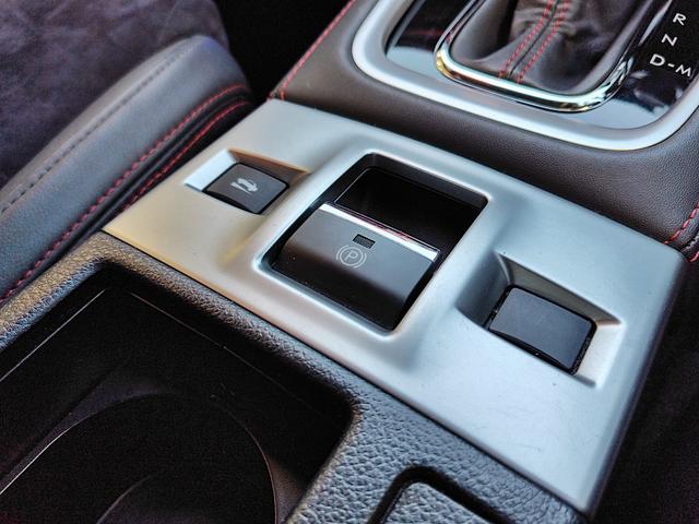 まずは気軽にお問合せ・お見積りお待ちしております。じっくり現車確認して頂けるよう、ご準備を致します!