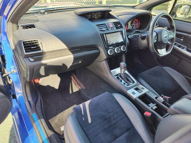 お車の知識がなくても大丈夫です!皆様のご来店をスタッフ一同、心よりお待ちしております。