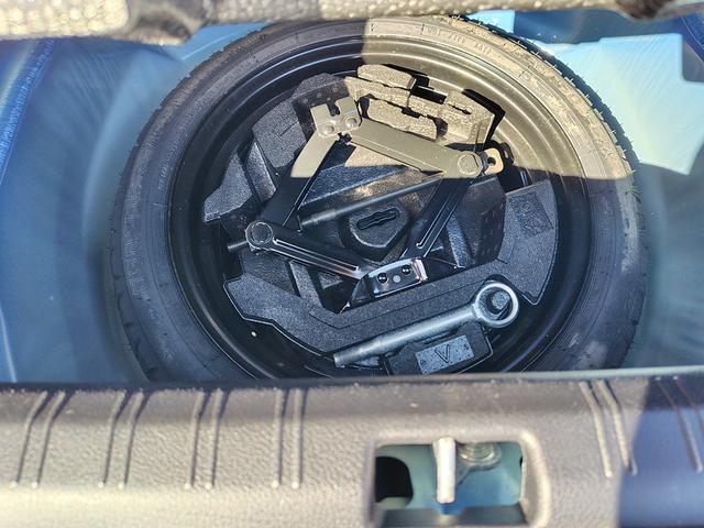 当店のお車をご覧いただきましてありがとうございます。お車についてのご質問やお見積りのご依頼、ご購入にあたってのご相談などお気軽にお問い合わせ下さい!