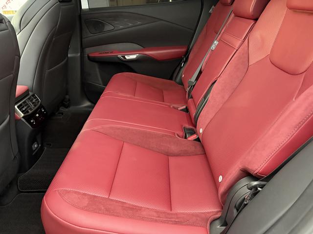 ＲＸ ＲＸ３５０　Ｆスポーツ　４ＷＤ　全周囲カメラ　クリアランスソナー　オートクルーズコントロール　レーンアシスト　パワーシート　衝突被害軽減システム　ナビ　ＴＶ　オートマチックハイビーム　オートライト　ＬＥＤヘッドランプ（39枚目）