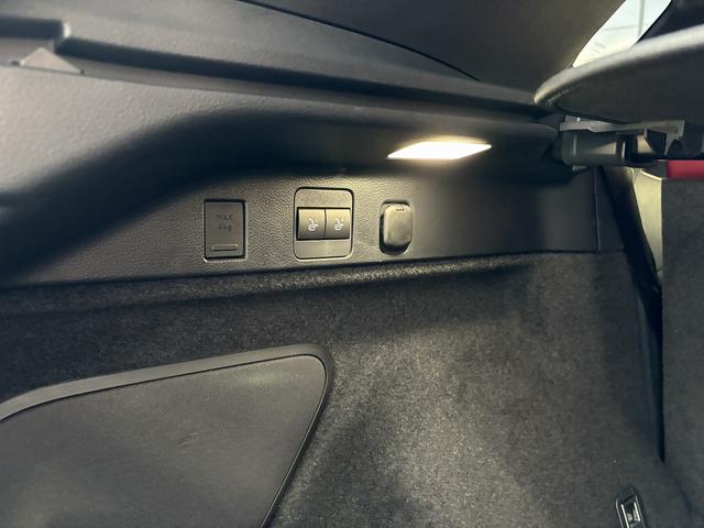 ＲＸ ＲＸ３５０　Ｆスポーツ　４ＷＤ　全周囲カメラ　クリアランスソナー　オートクルーズコントロール　レーンアシスト　パワーシート　衝突被害軽減システム　ナビ　ＴＶ　オートマチックハイビーム　オートライト　ＬＥＤヘッドランプ（43枚目）