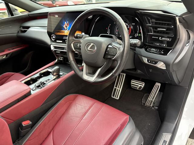 ＲＸ ＲＸ３５０　Ｆスポーツ　４ＷＤ　全周囲カメラ　クリアランスソナー　オートクルーズコントロール　レーンアシスト　パワーシート　衝突被害軽減システム　ナビ　ＴＶ　オートマチックハイビーム　オートライト　ＬＥＤヘッドランプ（46枚目）