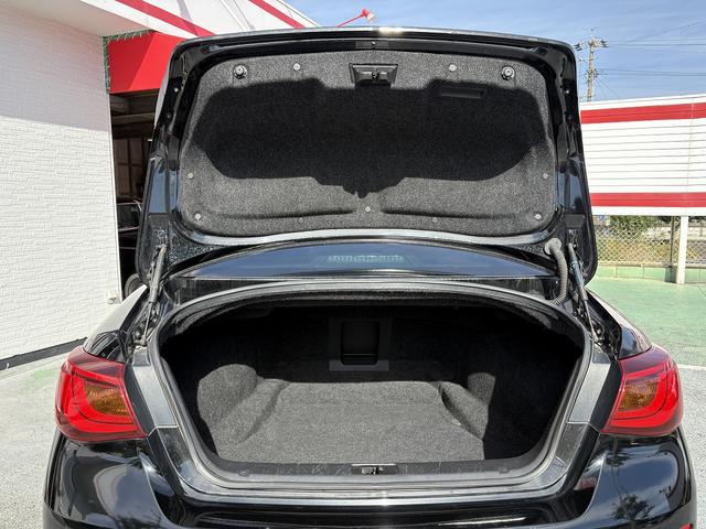 フーガ ３７０ＧＴ　ドライブレコーダー　クリアランスソナー　オートクルーズコントロール　衝突被害軽減システム　全周囲カメラ　ＴＶ　アルミホイール　ＬＥＤヘッドランプ　ＡＴ　シートエアコン　スマートキー　盗難防止システム（19枚目）