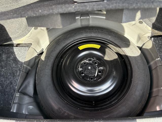 フーガ ３７０ＧＴ　ドライブレコーダー　クリアランスソナー　オートクルーズコントロール　衝突被害軽減システム　全周囲カメラ　ＴＶ　アルミホイール　ＬＥＤヘッドランプ　ＡＴ　シートエアコン　スマートキー　盗難防止システム（32枚目）