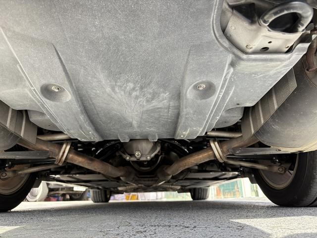 フーガ ３７０ＧＴ　ドライブレコーダー　クリアランスソナー　オートクルーズコントロール　衝突被害軽減システム　全周囲カメラ　ＴＶ　アルミホイール　ＬＥＤヘッドランプ　ＡＴ　シートエアコン　スマートキー　盗難防止システム（34枚目）