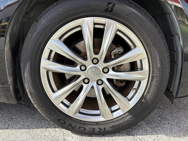 フーガ ３７０ＧＴ　ドライブレコーダー　クリアランスソナー　オートクルーズコントロール　衝突被害軽減システム　全周囲カメラ　ＴＶ　アルミホイール　ＬＥＤヘッドランプ　ＡＴ　シートエアコン　スマートキー　盗難防止システム（38枚目）