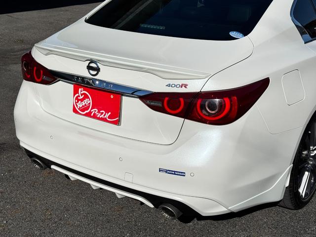 スカイライン ４００Ｒ　インテリジェントクルコン　ナビ　フルセグＴＶ　アラウンドビューモニター　ＬＥＤライト　スマートキー２個　黒革シート　ドラレコ　ＥＴＣ　ソナー　パワーシート　純正１９インチＡＷ　シートヒーター（33枚目）