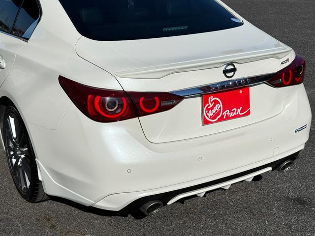 スカイライン ４００Ｒ　インテリジェントクルコン　ナビ　フルセグＴＶ　アラウンドビューモニター　ＬＥＤライト　スマートキー２個　黒革シート　ドラレコ　ＥＴＣ　ソナー　パワーシート　純正１９インチＡＷ　シートヒーター（35枚目）