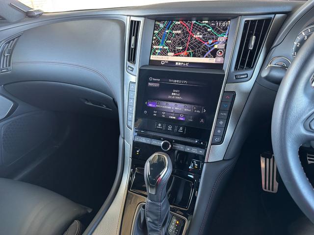 スカイライン ４００Ｒ　インテリジェントクルコン　ナビ　フルセグＴＶ　アラウンドビューモニター　ＬＥＤライト　スマートキー２個　黒革シート　ドラレコ　ＥＴＣ　ソナー　パワーシート　純正１９インチＡＷ　シートヒーター（51枚目）