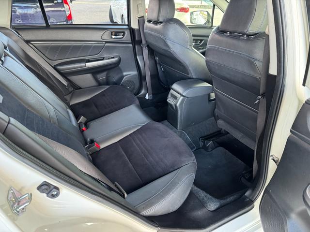 レヴォーグ ２．０ＧＴ－Ｓアイサイト　純正ナビ　フルセグＴＶ　バックカメラ　ＬＥＤライト　スマートキー２個　アイサイト　パワーシート　ドラレコ　ハーフレザー　クルコン　ＥＴＣ　フロアマット（42枚目）