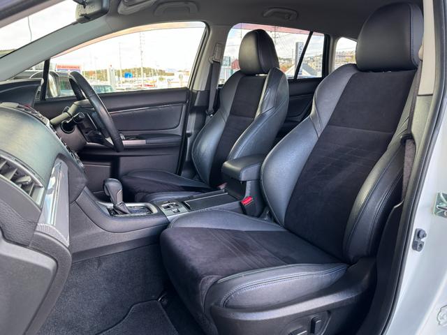 レヴォーグ ２．０ＧＴ－Ｓアイサイト　純正ナビ　フルセグＴＶ　バックカメラ　ＬＥＤライト　スマートキー２個　アイサイト　パワーシート　ドラレコ　ハーフレザー　クルコン　ＥＴＣ　フロアマット（46枚目）