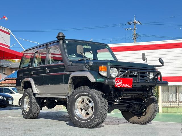 ランドクルーザー７０ ＺＸ　リフトアップ　グリルガード　シュノーケル　社外アルミ　サンルーフ　ＢＦグッドリッチタイヤ　前後ドラレコ（16枚目）