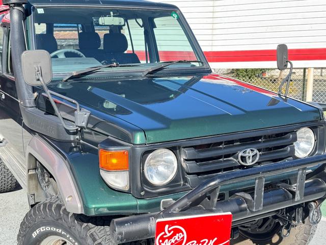 ランドクルーザー７０ ＺＸ　リフトアップ　グリルガード　シュノーケル　社外アルミ　サンルーフ　ＢＦグッドリッチタイヤ　前後ドラレコ（20枚目）