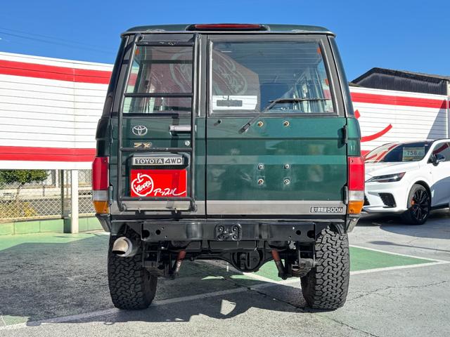 ランドクルーザー７０ ＺＸ　リフトアップ　グリルガード　シュノーケル　社外アルミ　サンルーフ　ＢＦグッドリッチタイヤ　前後ドラレコ（23枚目）
