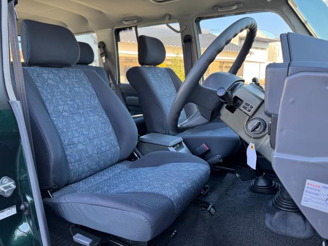 ランドクルーザー７０ ＺＸ　リフトアップ　グリルガード　シュノーケル　社外アルミ　サンルーフ　ＢＦグッドリッチタイヤ　前後ドラレコ（52枚目）