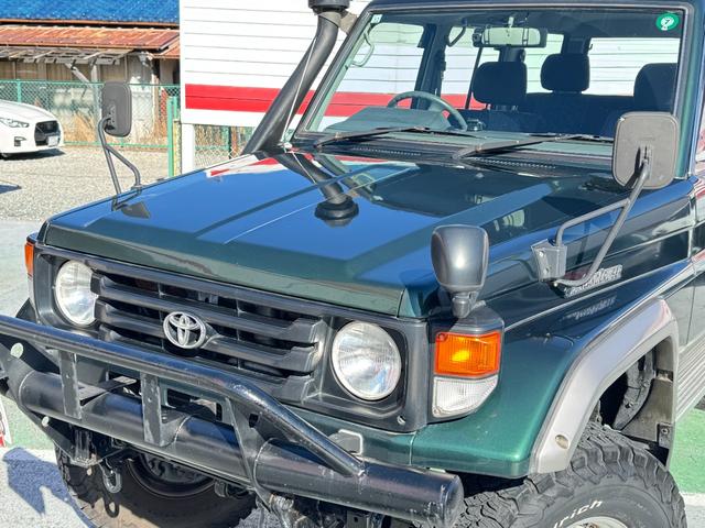 ランドクルーザー７０ ＺＸ　リフトアップ　グリルガード　シュノーケル　社外アルミ　サンルーフ　ＢＦグッドリッチタイヤ　前後ドラレコ（60枚目）