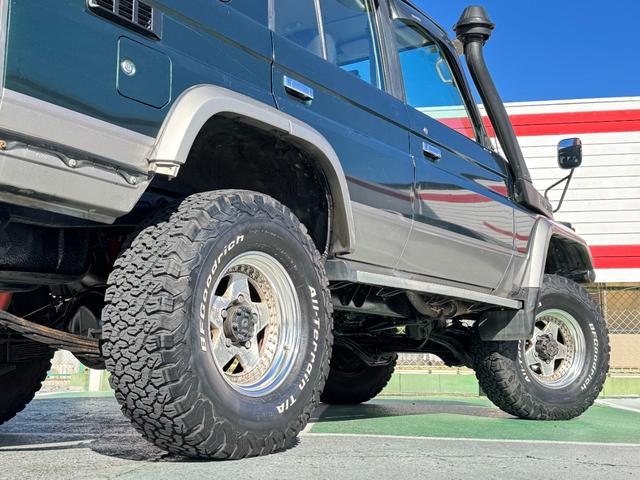 ランドクルーザー７０ ＺＸ　リフトアップ　グリルガード　シュノーケル　社外アルミ　サンルーフ　ＢＦグッドリッチタイヤ　前後ドラレコ（61枚目）