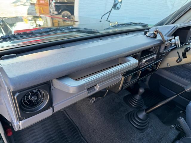 ランドクルーザー７０ ＺＸ　リフトアップ　グリルガード　シュノーケル　社外アルミ　サンルーフ　ＢＦグッドリッチタイヤ　前後ドラレコ（66枚目）