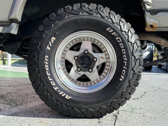 ランドクルーザー７０ ＺＸ　リフトアップ　グリルガード　シュノーケル　社外アルミ　サンルーフ　ＢＦグッドリッチタイヤ　前後ドラレコ（71枚目）