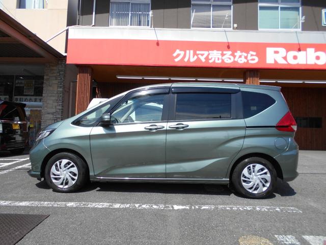 フリード Ｇ・ホンダセンシング　ワンオーナー　新車保証継承付　ブレーキサポート＆ホンダセンシング　両側パワースライドドア　純正ナビ　バックカメラ　ＬＥＤヘッドライト　ドライブレコーダー　ＥＴＣ　スマートキー　プッシュスタートエンジン（5枚目）