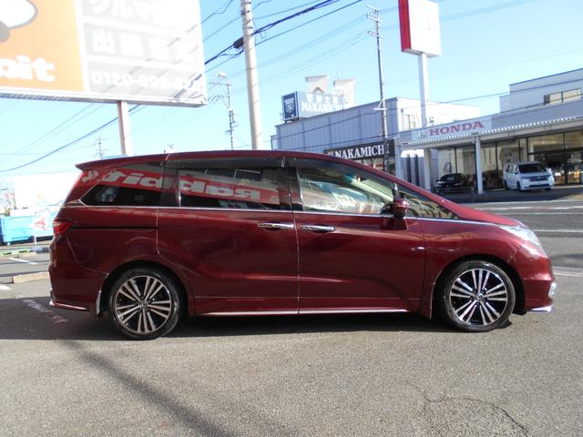 オデッセイ アブソルート・ＥＸ　ワンオーナー　両側パワスラ　純正ナビＴＶ　バックカメラ＆アラウンドビュー　後席フリップダウンモニター　ブレーキサポート　ブラインドスポットモニター　ＬＥＤライト　スマートキー　ＥＴＣ　スマートキー（5枚目）