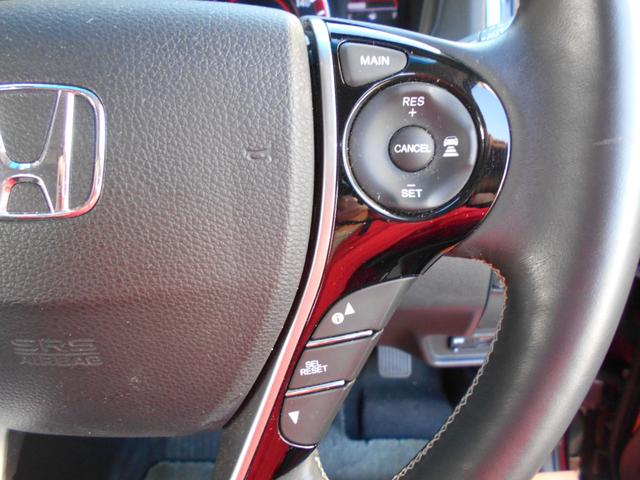 オデッセイ アブソルート・ＥＸ　ワンオーナー　両側パワスラ　純正ナビＴＶ　バックカメラ＆アラウンドビュー　後席フリップダウンモニター　ブレーキサポート　ブラインドスポットモニター　ＬＥＤライト　スマートキー　ＥＴＣ　スマートキー（26枚目）