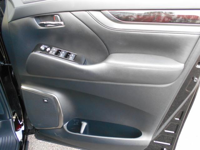 アルファード ２．５Ｓ　Ｃパッケージ　車検整備付　ＪＢＬプレミアムサウンド　サンルーフ　Ｔコネクト１０．５型ナビＴＶ　１３．３型リアエンターテイメント　アラウンドビュー　デジタルインナーミラー　セーフティセンス　パワーバックドア　ドラレコ（31枚目）