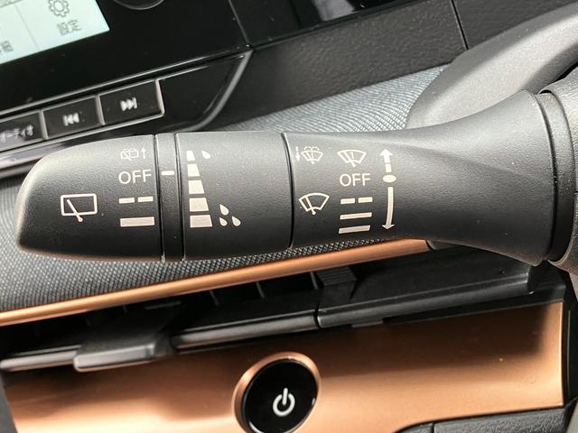 サクラ G 禁煙車 ドライブレコーダー 全周囲カメラ 純正ナビ フルセグTV クリアランスソナー 衝突被害軽減システム オートライト LEDヘッドランプ スマートキー 電動格納ミラー シートヒーター ベンチシート(16枚目)