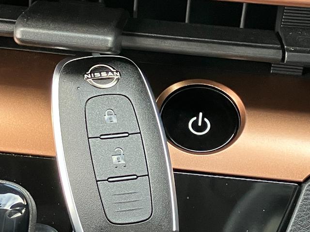 サクラ G 禁煙車 ドライブレコーダー 全周囲カメラ 純正ナビ フルセグTV クリアランスソナー 衝突被害軽減システム オートライト LEDヘッドランプ スマートキー 電動格納ミラー シートヒーター ベンチシート(18枚目)
