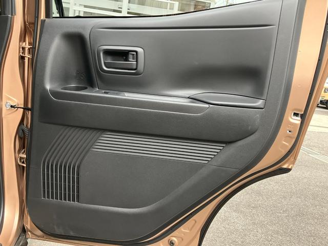 サクラ G 禁煙車 ドライブレコーダー 全周囲カメラ 純正ナビ フルセグTV クリアランスソナー 衝突被害軽減システム オートライト LEDヘッドランプ スマートキー 電動格納ミラー シートヒーター ベンチシート(61枚目)
