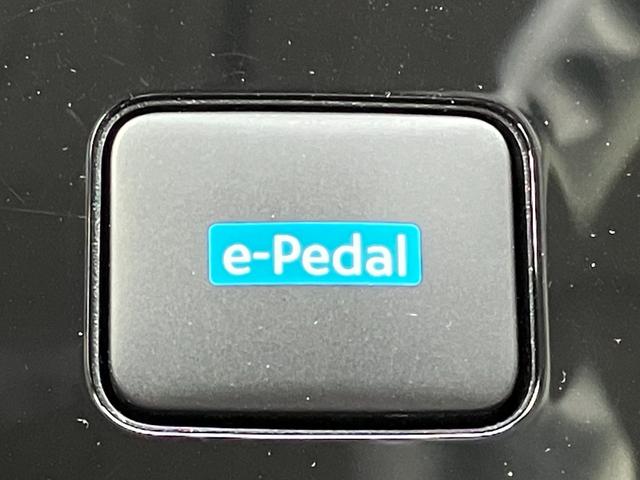 サクラ G 禁煙車 ドライブレコーダー 全周囲カメラ 純正ナビ フルセグTV クリアランスソナー 衝突被害軽減システム オートライト LEDヘッドランプ スマートキー 電動格納ミラー シートヒーター ベンチシート(68枚目)