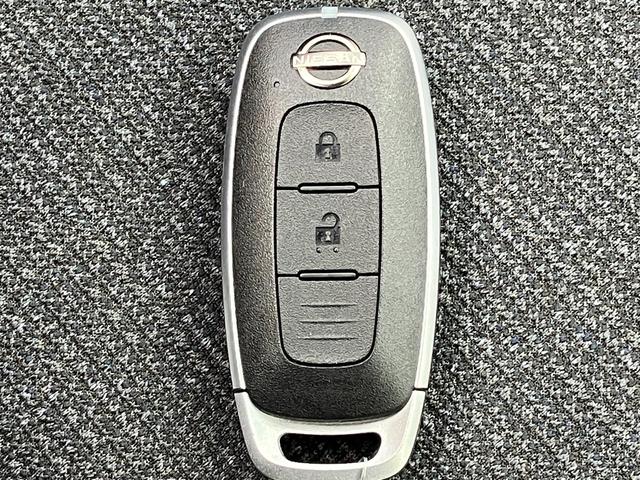 サクラ G 禁煙車 ドライブレコーダー 全周囲カメラ 純正ナビ フルセグTV クリアランスソナー 衝突被害軽減システム オートライト LEDヘッドランプ スマートキー 電動格納ミラー シートヒーター ベンチシート(73枚目)