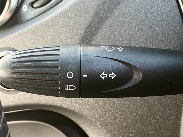 アバルト595 コンペティツィオーネ 禁煙車 カロッツェリアナビ フルセグTV バックカメラ クリアランスソナー 純正17インチAW HIDヘッドライト ハーフ革 パドルシフト リモコンキー ブレンボ製ブレーキキャリパー ETC ドラレコ(12枚目)