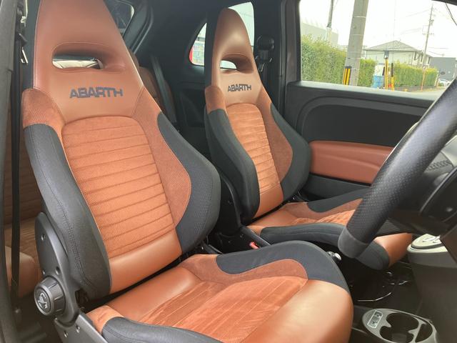 アバルト595 コンペティツィオーネ 禁煙車 カロッツェリアナビ フルセグTV バックカメラ クリアランスソナー 純正17インチAW HIDヘッドライト ハーフ革 パドルシフト リモコンキー ブレンボ製ブレーキキャリパー ETC ドラレコ(19枚目)