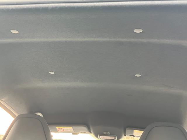 アバルト595 コンペティツィオーネ 禁煙車 カロッツェリアナビ フルセグTV バックカメラ クリアランスソナー 純正17インチAW HIDヘッドライト ハーフ革 パドルシフト リモコンキー ブレンボ製ブレーキキャリパー ETC ドラレコ(28枚目)