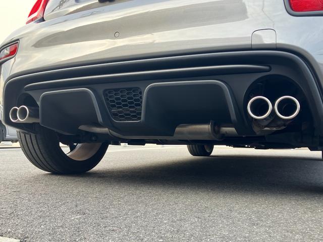 アバルト595 コンペティツィオーネ 禁煙車 カロッツェリアナビ フルセグTV バックカメラ クリアランスソナー 純正17インチAW HIDヘッドライト ハーフ革 パドルシフト リモコンキー ブレンボ製ブレーキキャリパー ETC ドラレコ(42枚目)