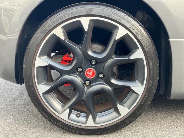 アバルト595 コンペティツィオーネ 禁煙車 カロッツェリアナビ フルセグTV バックカメラ クリアランスソナー 純正17インチAW HIDヘッドライト ハーフ革 パドルシフト リモコンキー ブレンボ製ブレーキキャリパー ETC ドラレコ(54枚目)