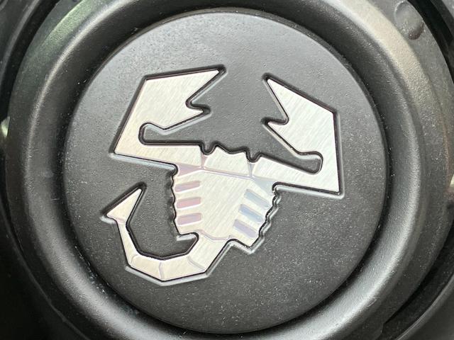 アバルト595 コンペティツィオーネ 禁煙車 カロッツェリアナビ フルセグTV バックカメラ クリアランスソナー 純正17インチAW HIDヘッドライト ハーフ革 パドルシフト リモコンキー ブレンボ製ブレーキキャリパー ETC ドラレコ(62枚目)