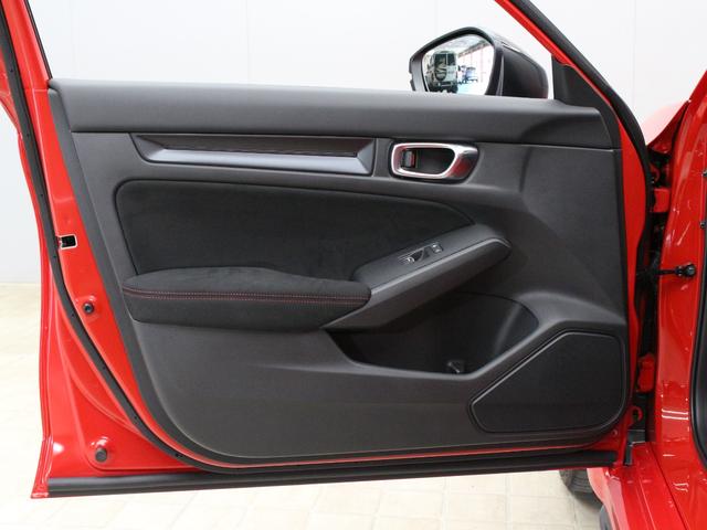 シビック タイプＲ　☆買取直販☆ＨＯＮＤＡセンシング☆ＨＯＮＤＡｌｏｇ－Ｒ☆ＨＯＮＤＡコネクト９型ディスプレー☆ＴＩＰＥ－Ｒ専用１０．２インチデジタルグラフィックメーター☆専用１９インチアルミ☆フルＬＥＤヘッドライト☆（41枚目）