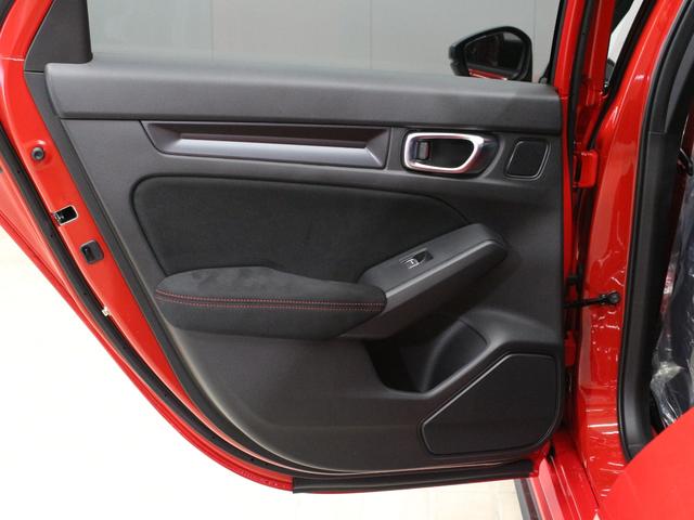 シビック タイプＲ　☆買取直販☆ＨＯＮＤＡセンシング☆ＨＯＮＤＡｌｏｇ－Ｒ☆ＨＯＮＤＡコネクト９型ディスプレー☆ＴＩＰＥ－Ｒ専用１０．２インチデジタルグラフィックメーター☆専用１９インチアルミ☆フルＬＥＤヘッドライト☆（43枚目）